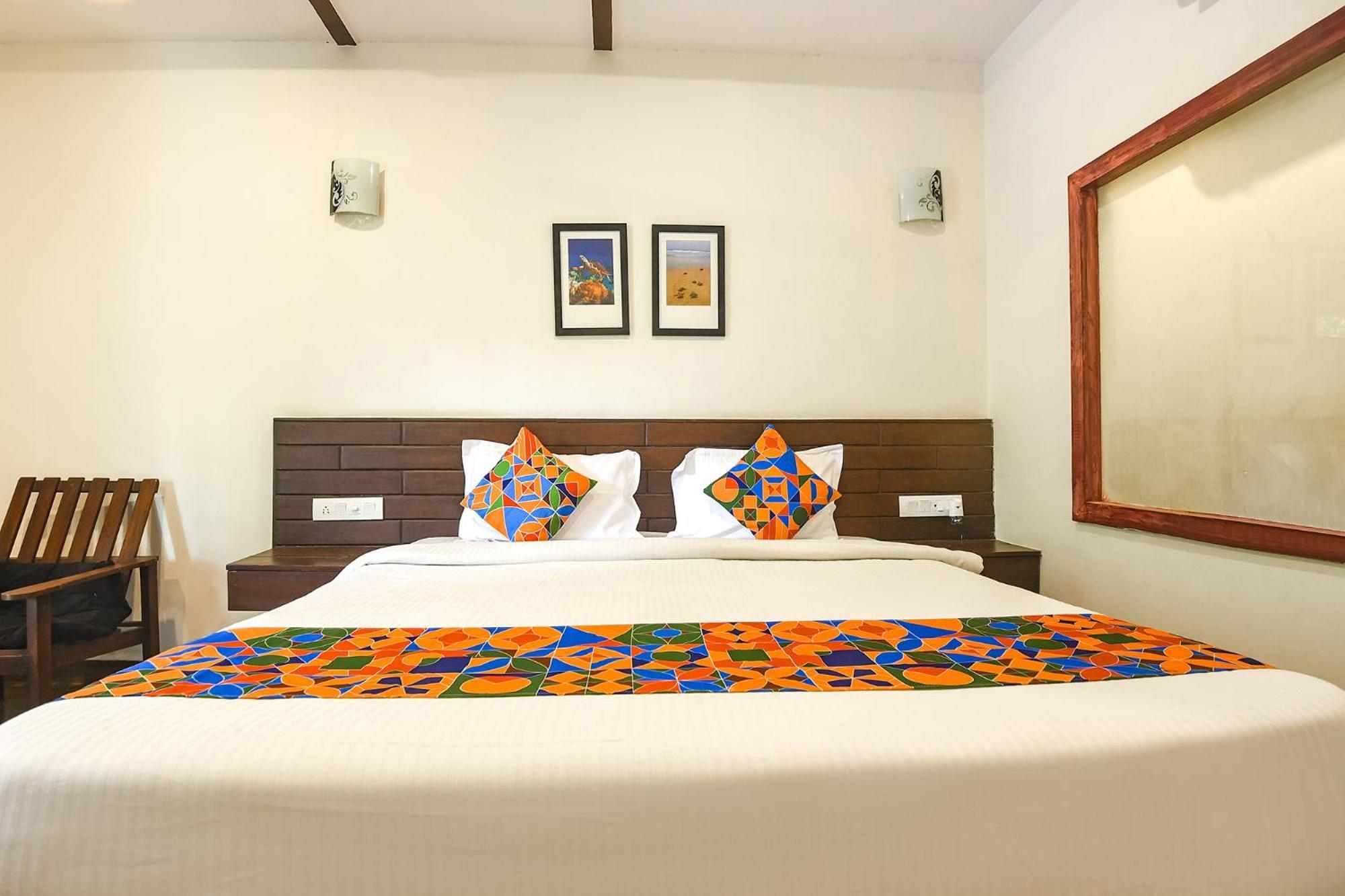 Fabhotel La Volga - Nr Morjim Beach Dış mekan fotoğraf